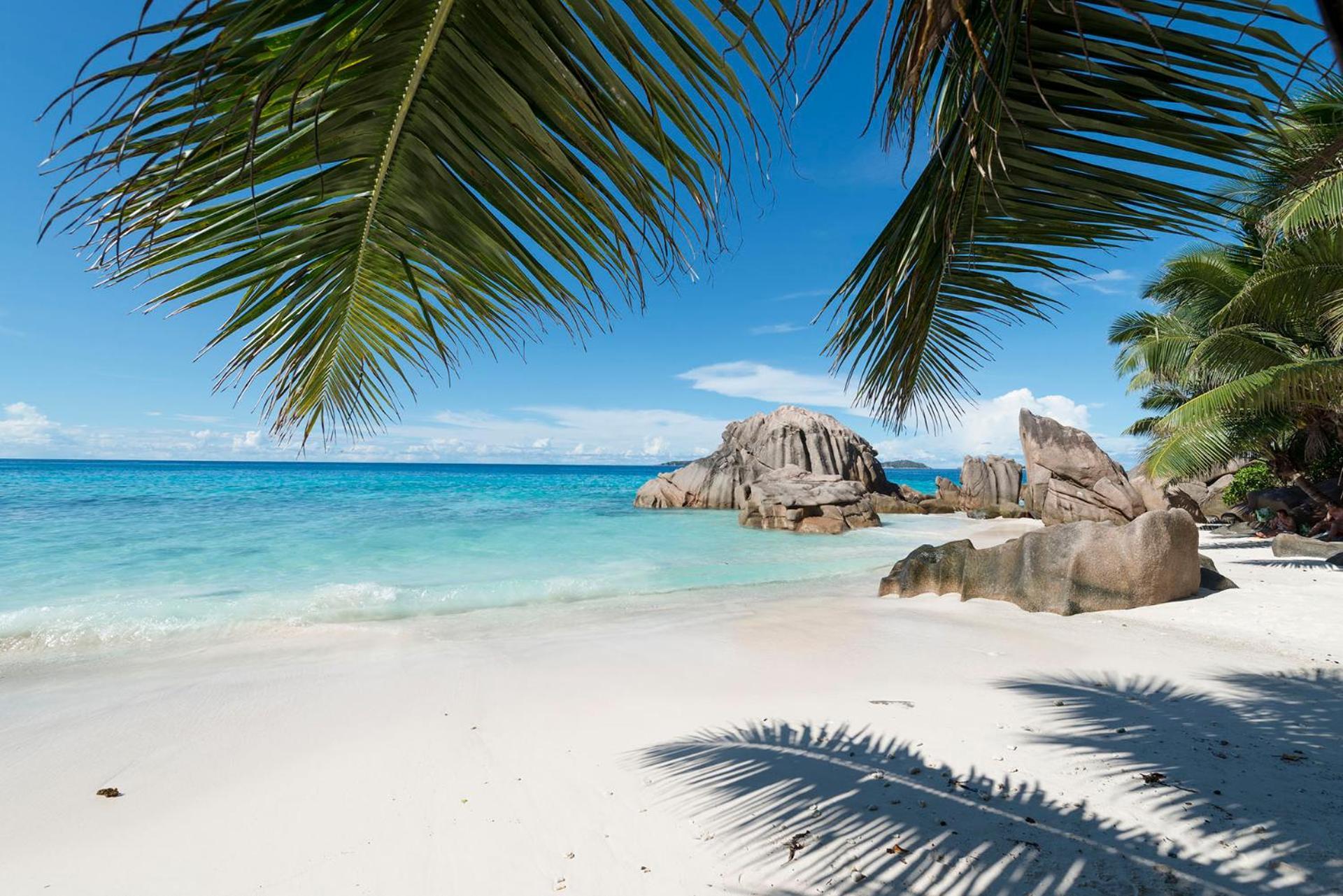 Le Nautique Waterfront Hotel La Digue Eksteriør billede