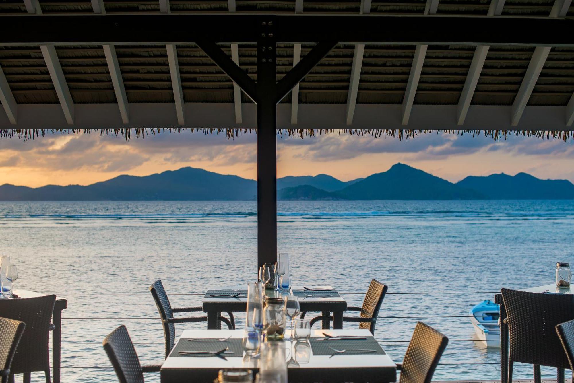 Le Nautique Waterfront Hotel La Digue Eksteriør billede