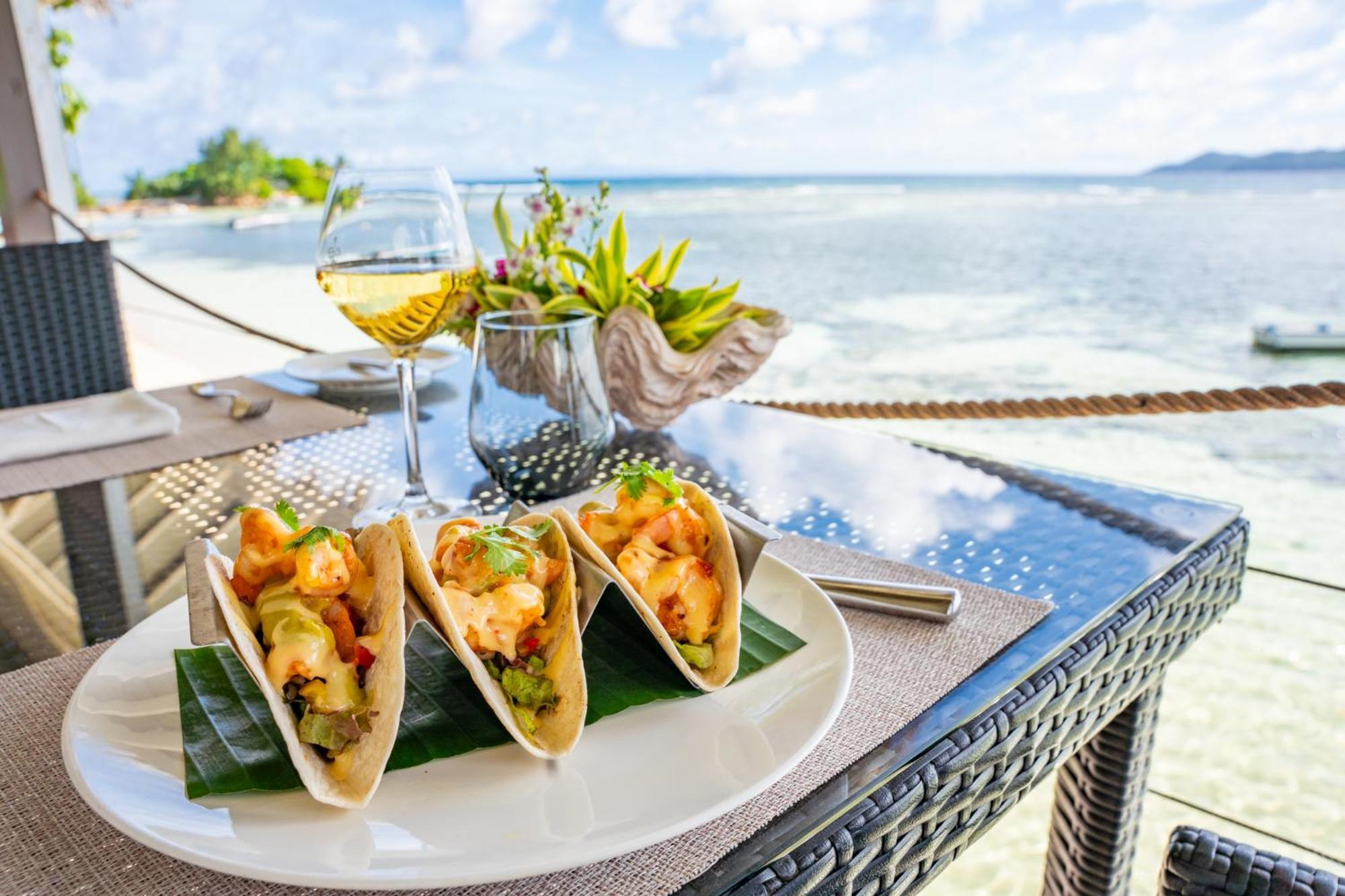 Le Nautique Waterfront Hotel La Digue Eksteriør billede
